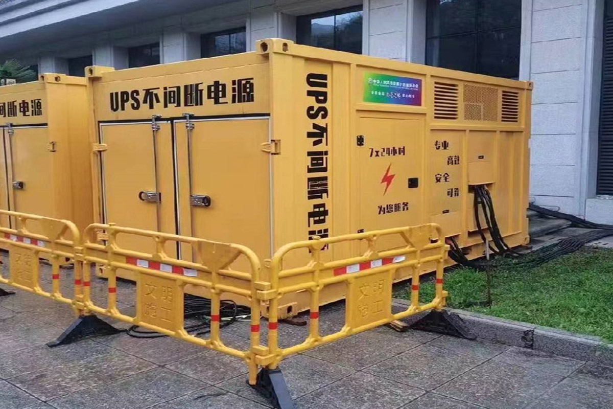 永发镇发电机租赁施工现场